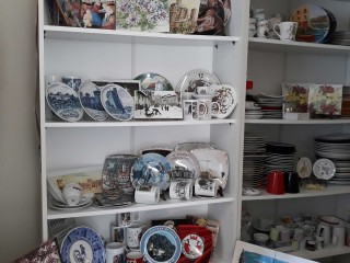 FOTO-VETRINA-CERAMICHE-10